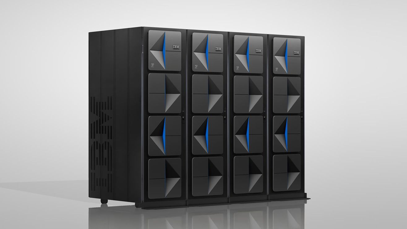 IBM z17: мейнфрейм переезжает в обычную стойку