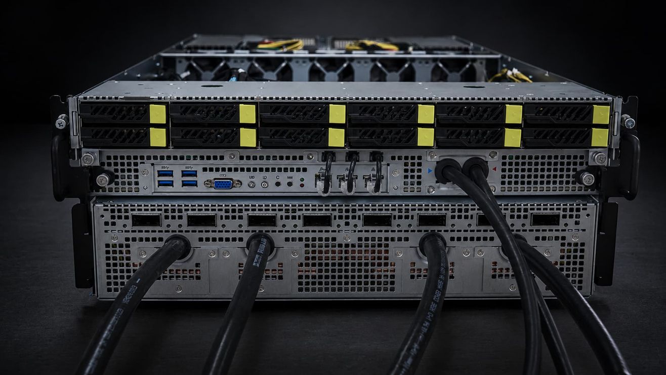 ASRock Rack 4U16X-GNR2: восемь GPU в одном 4U