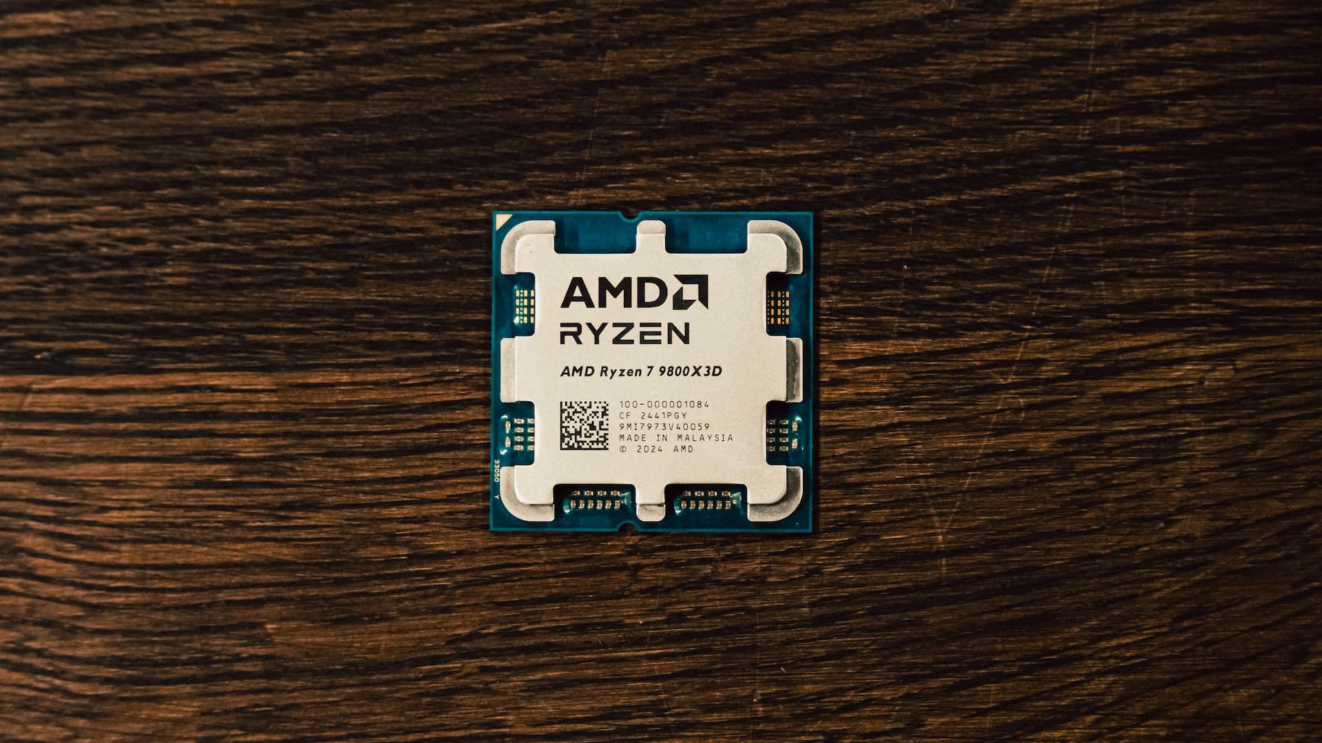 AMD Ryzen 7 9800X3D