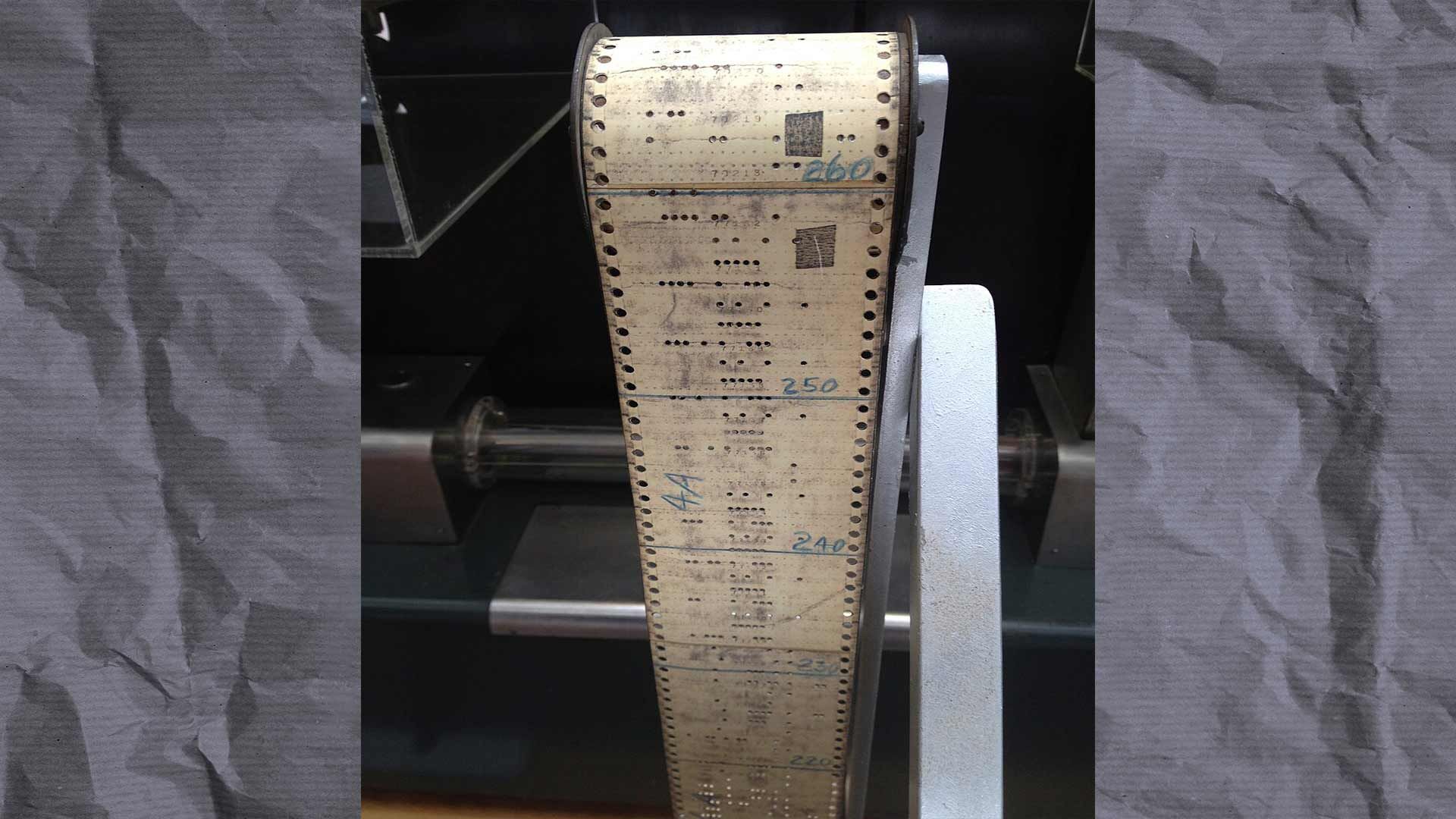 Перфолента для ЭВМ Harvard Mark I