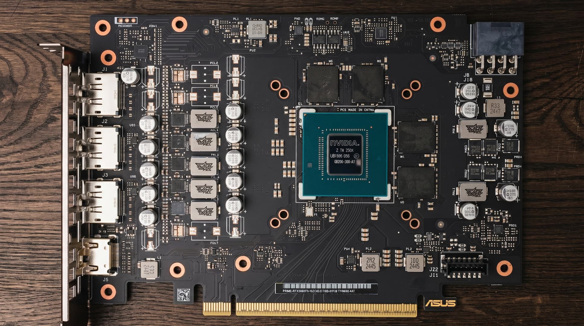 Разобранная RTX 5060 Ti