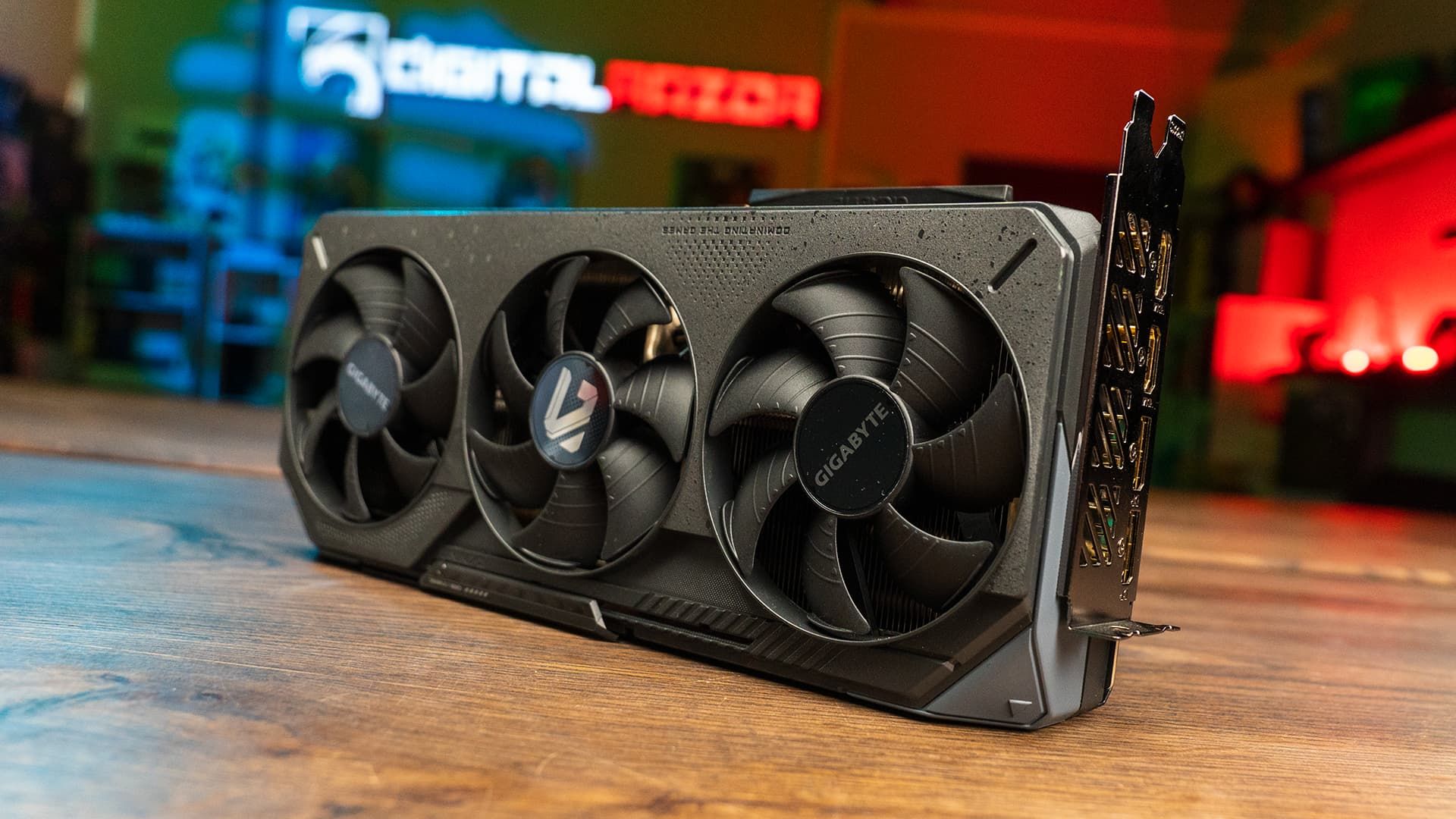 AMD Radeon RX 9070 XT