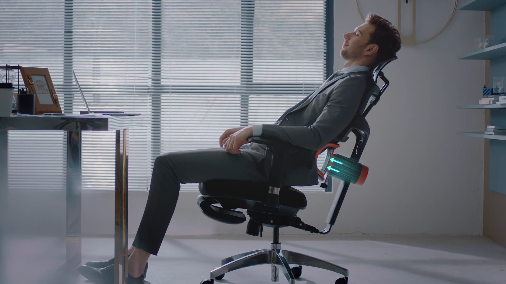 Автоматическая поясничная опора