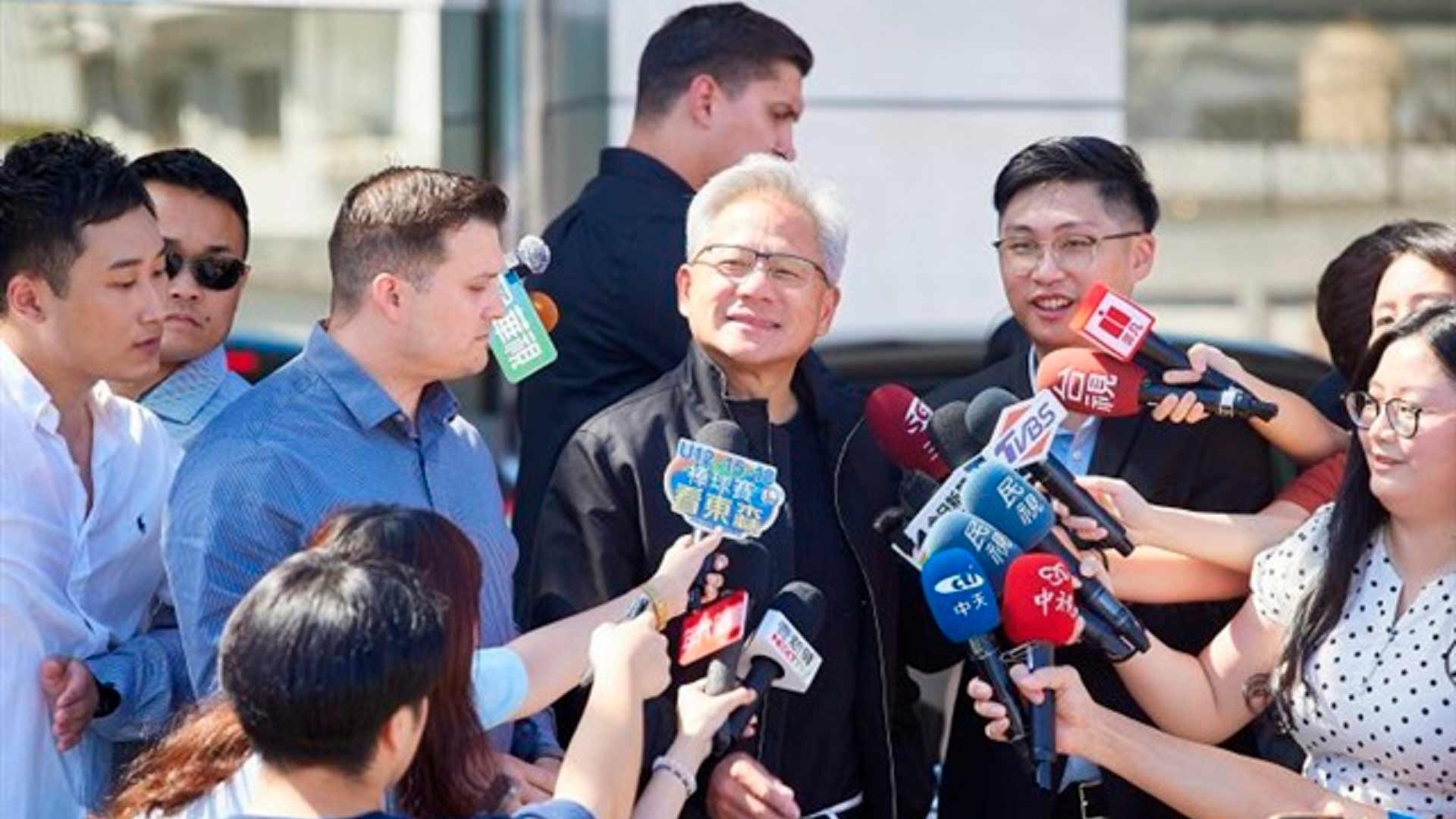 Дженсен Хуанг