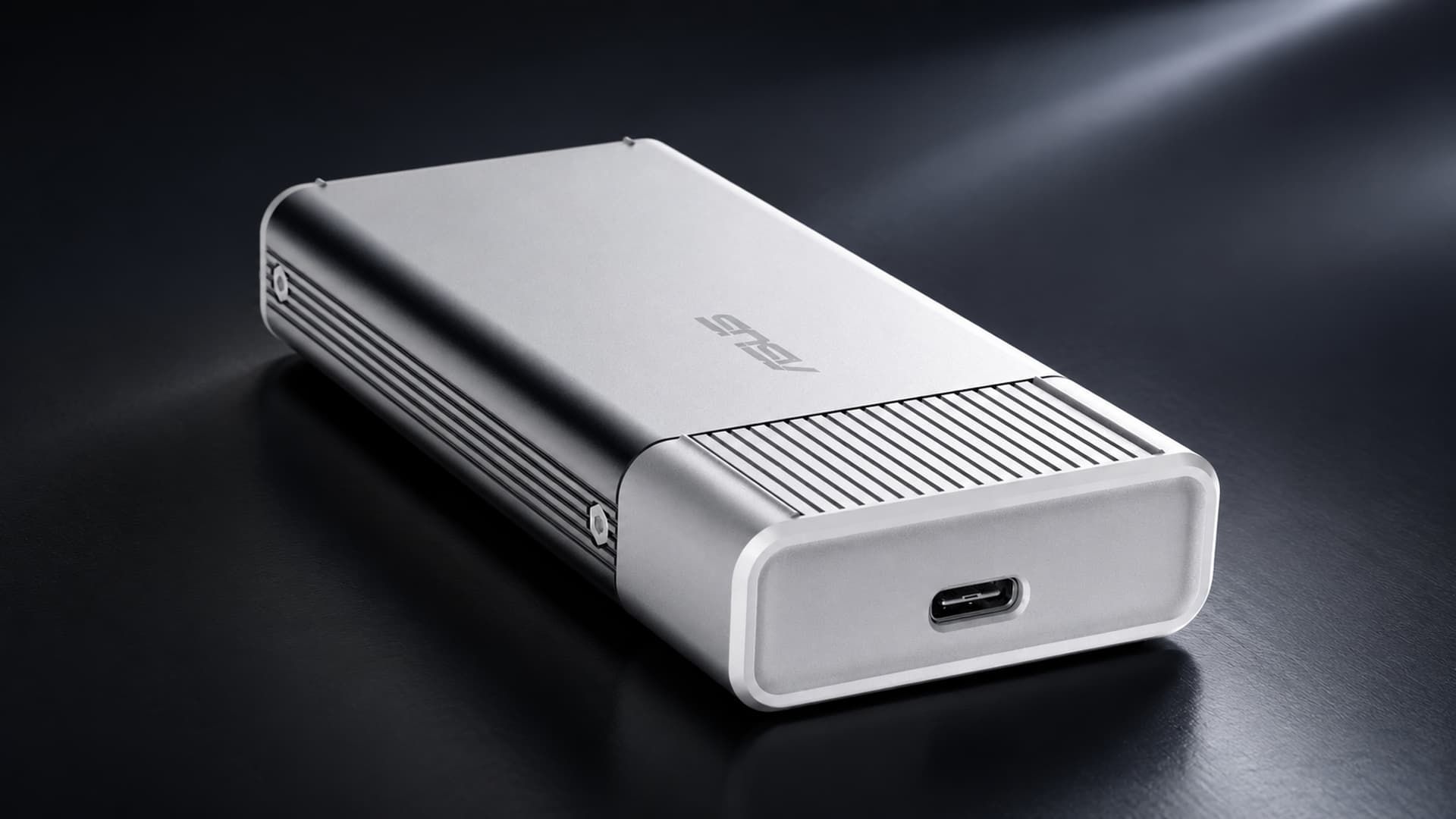 ASUS UGen300: ИИ на 40 TOPS в размере флешки