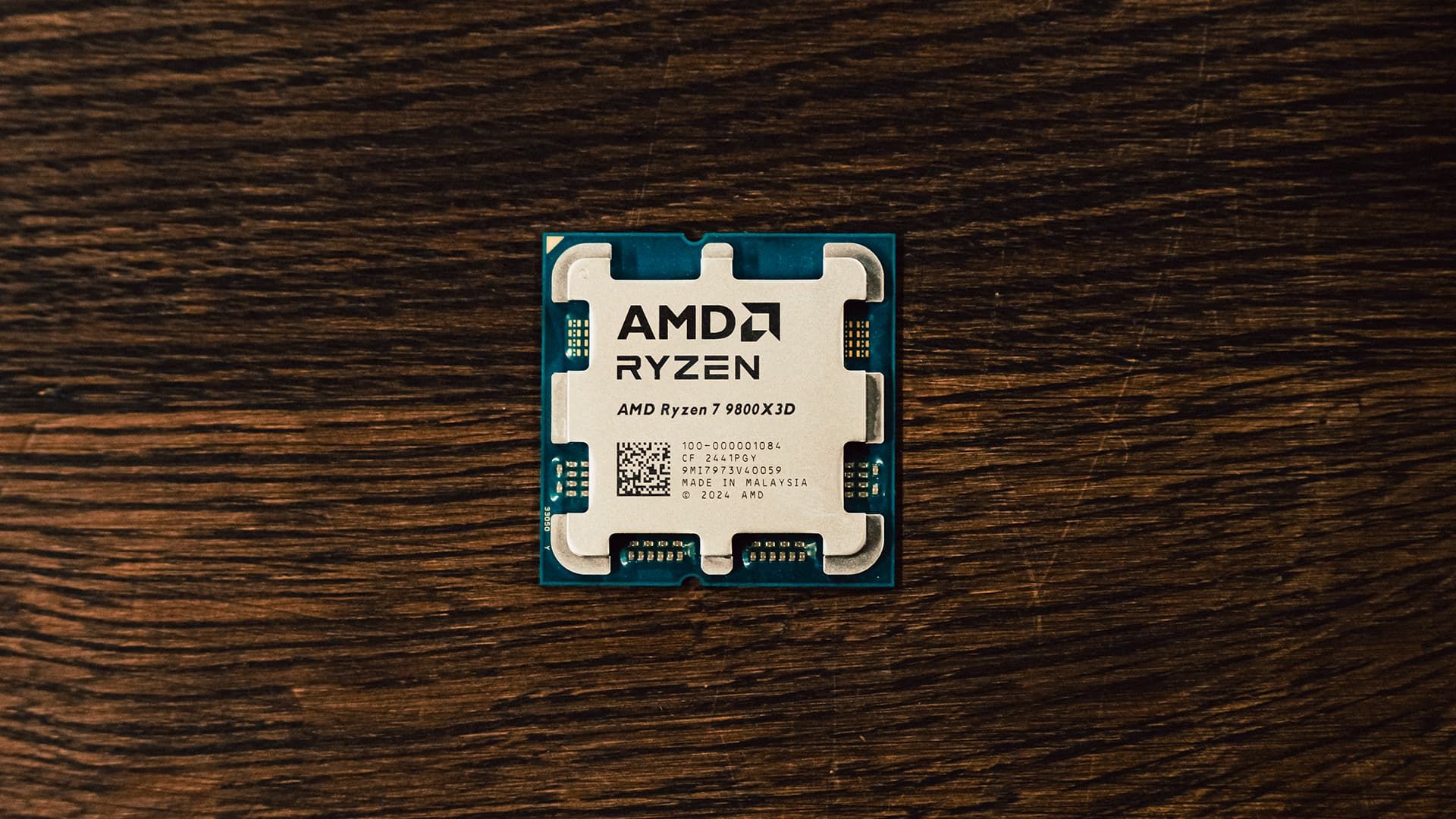 AMD Ryzen 7 9800X3D