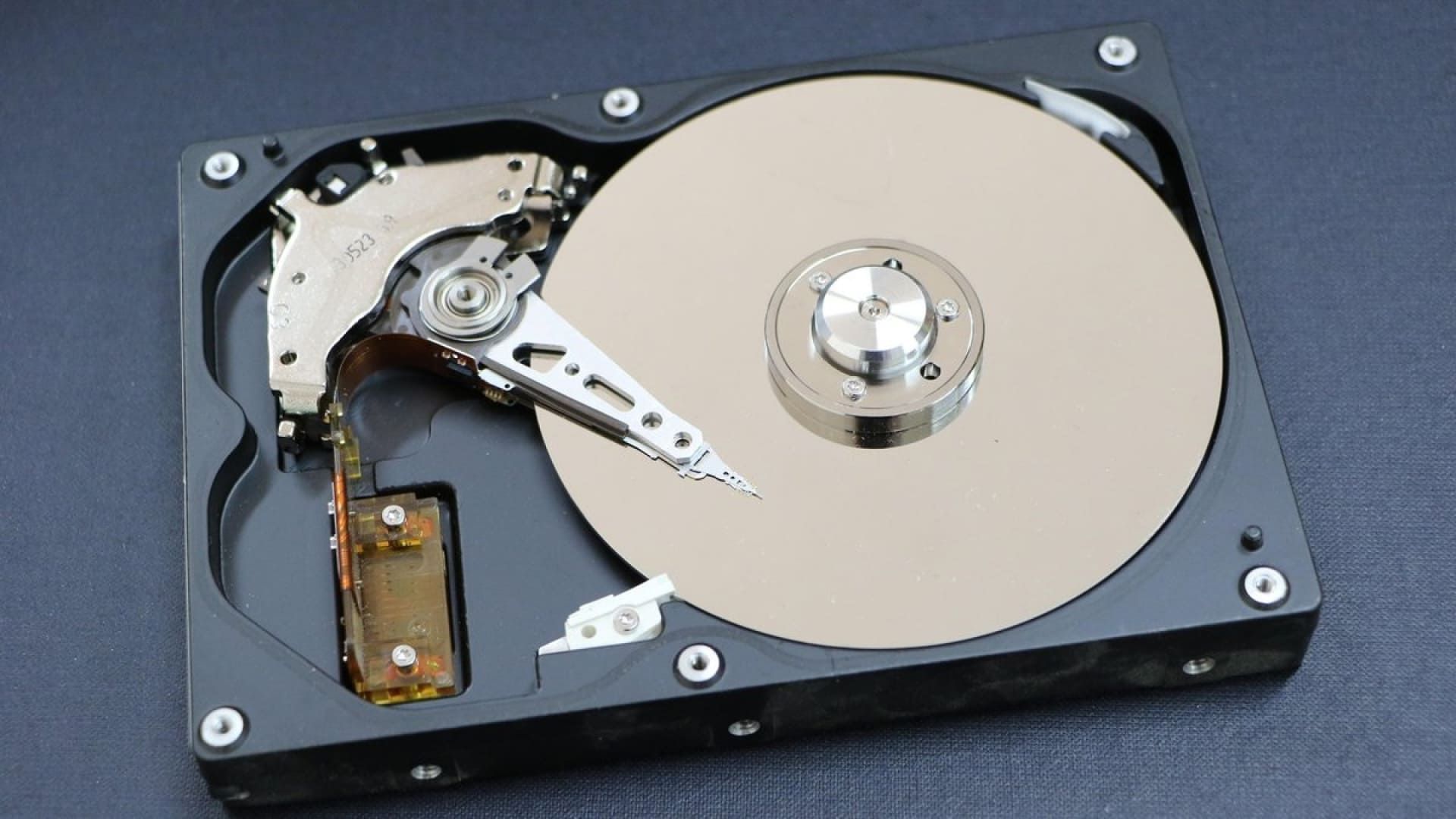 HDD изнутри