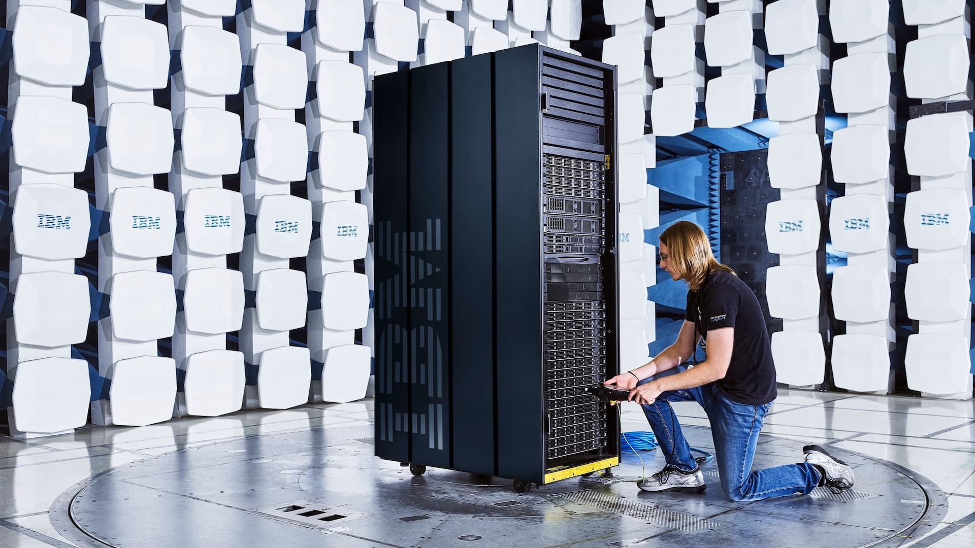 IBM Fusion Storage Node CS1: 3,37 петабайта на 2U