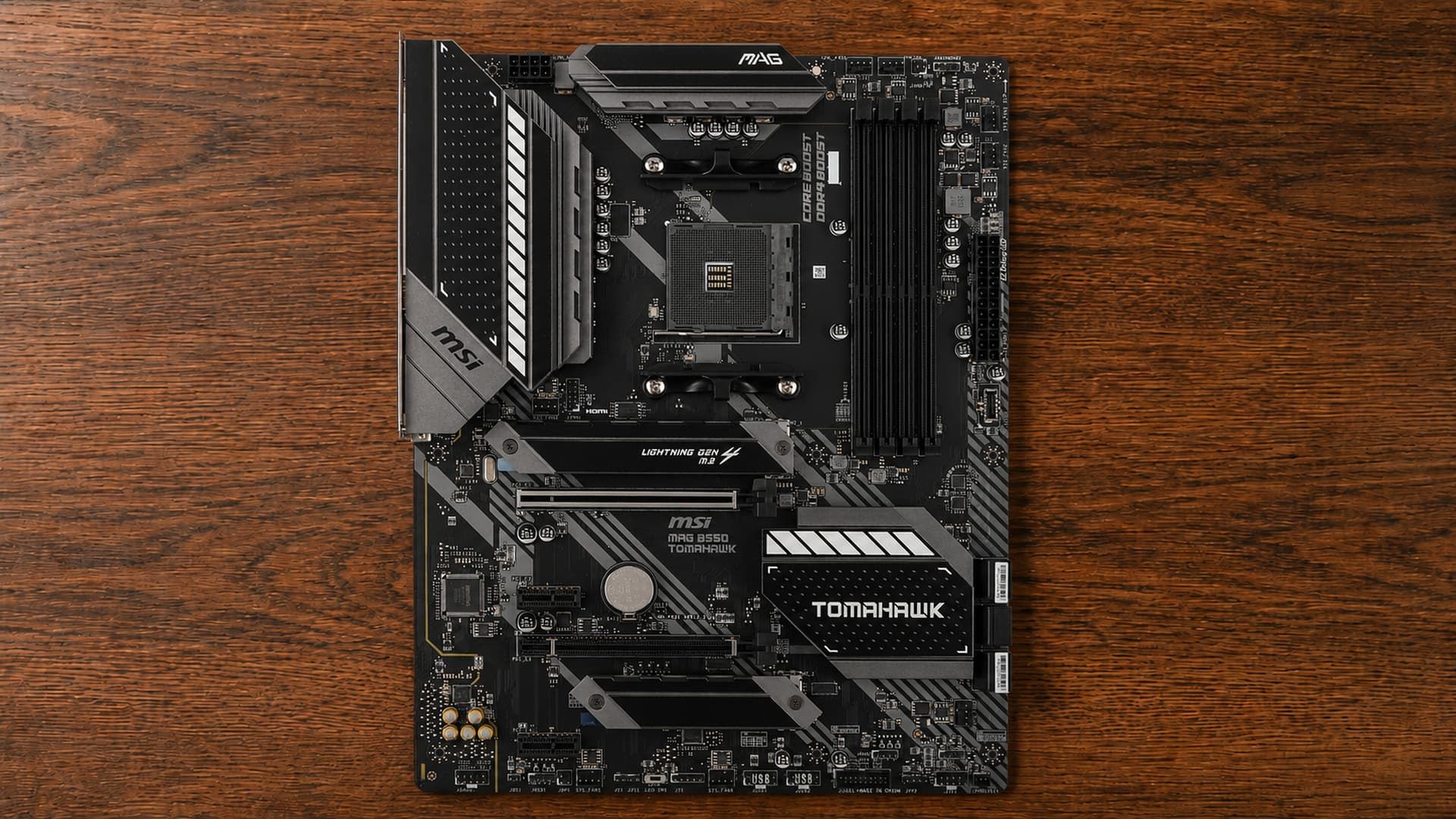 MSI MAG B550 TOMAHAWK