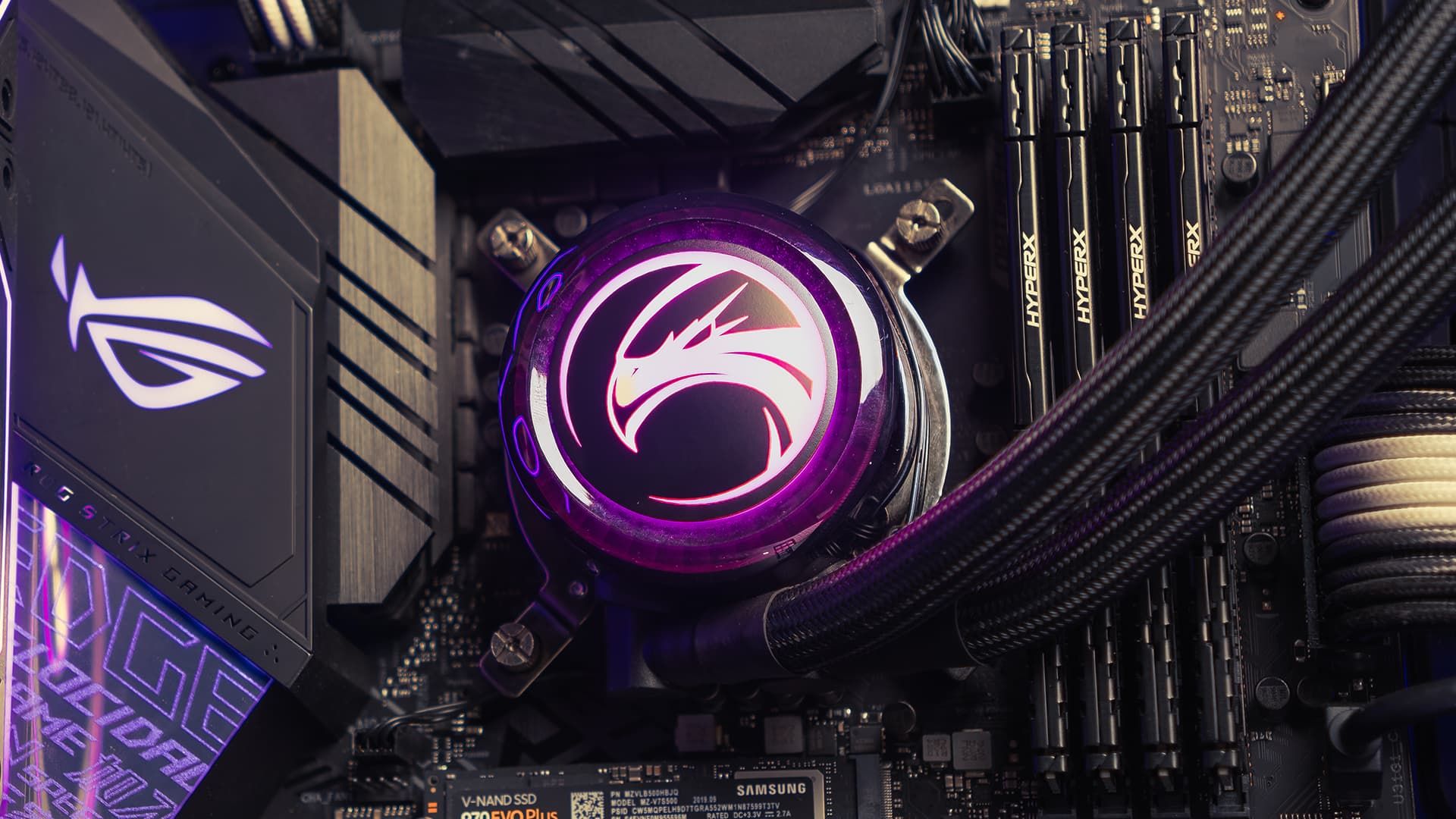 Жидкостная система охлаждения помпа