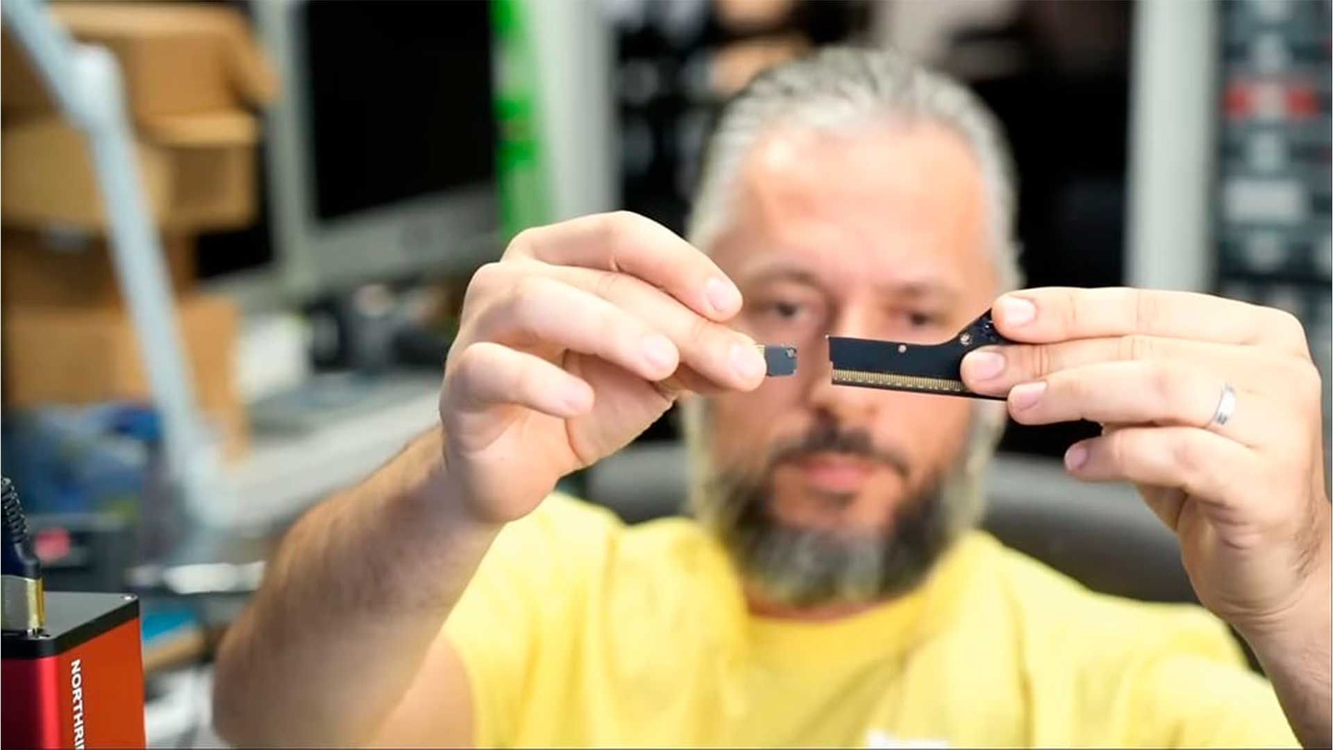 Китайцы спасли неосторожных владельцев топовых видеокарт NVIDIA