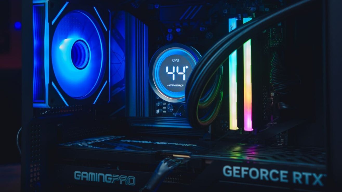 Как подобрать видеокарту к процессору: полный гайд по совместимости 2026