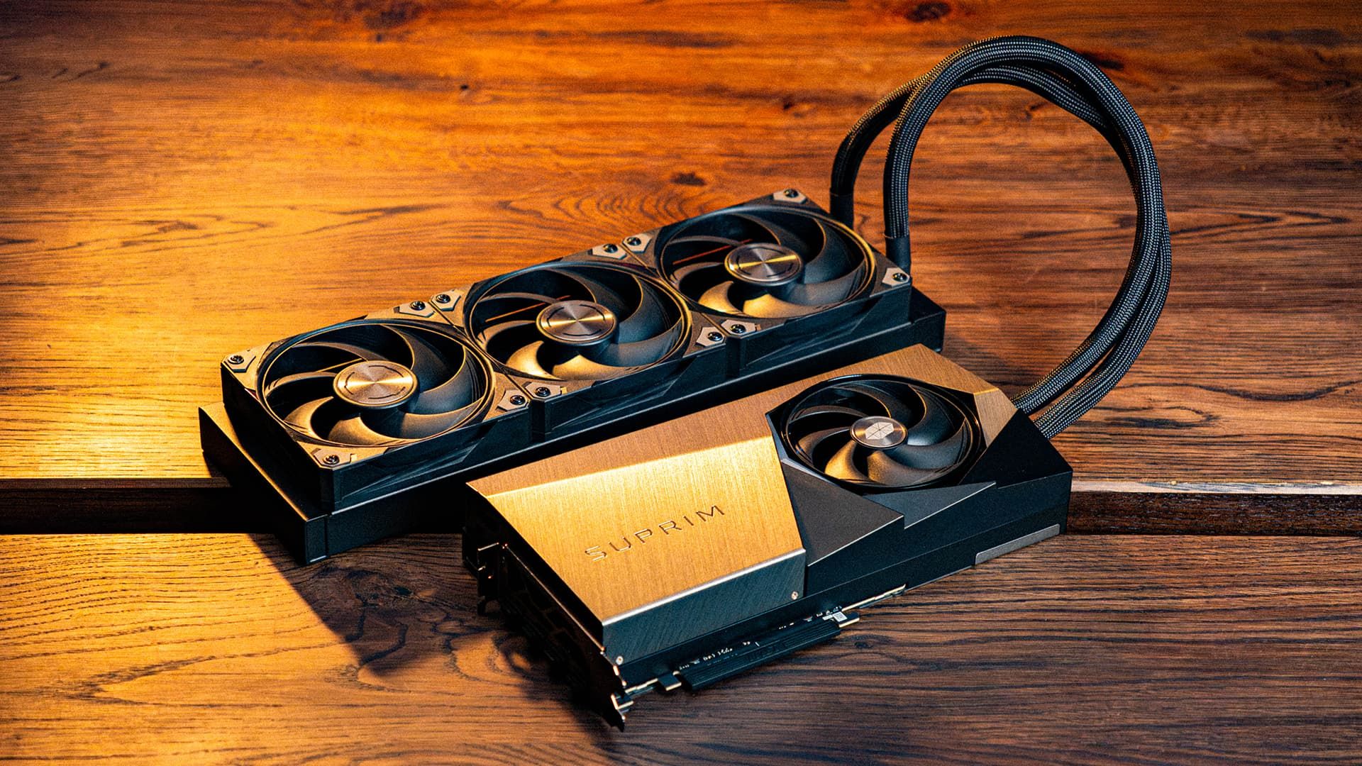 MSI RTX 5090 SUPRIM LIQUID