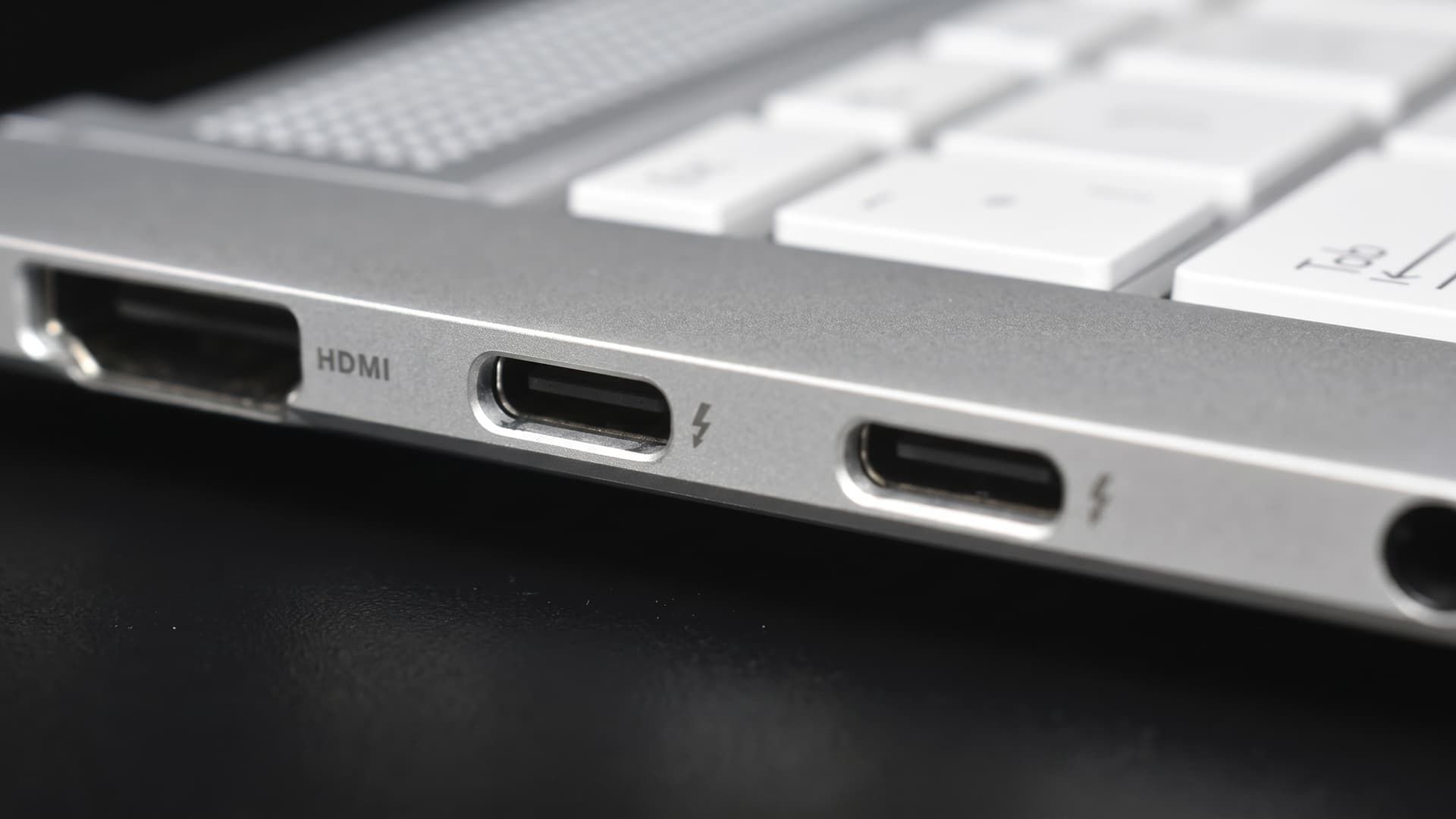 HDMI. USB Type-C на ноутбуке