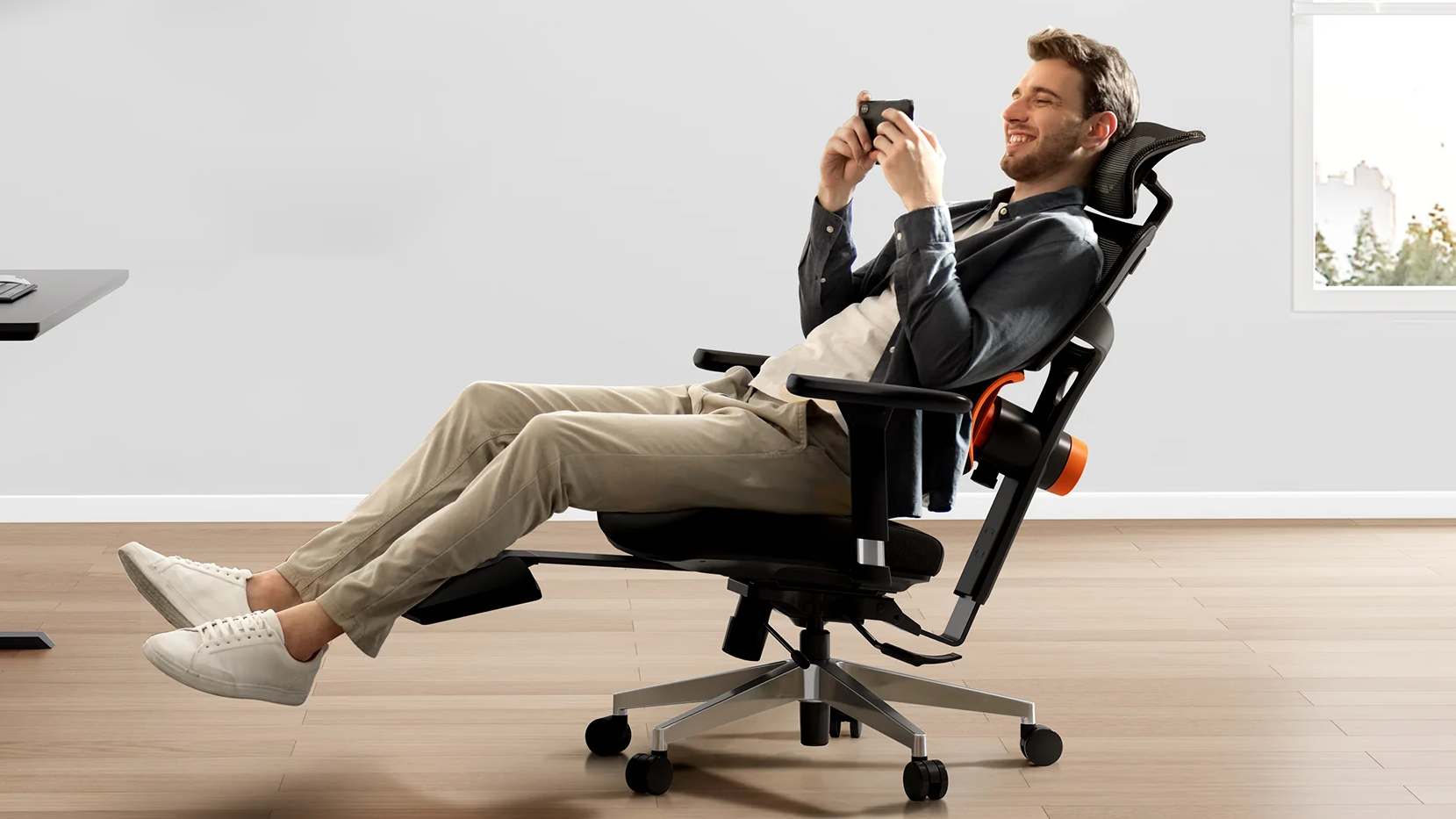 Наклон на 136 ° для комфортного отдыха