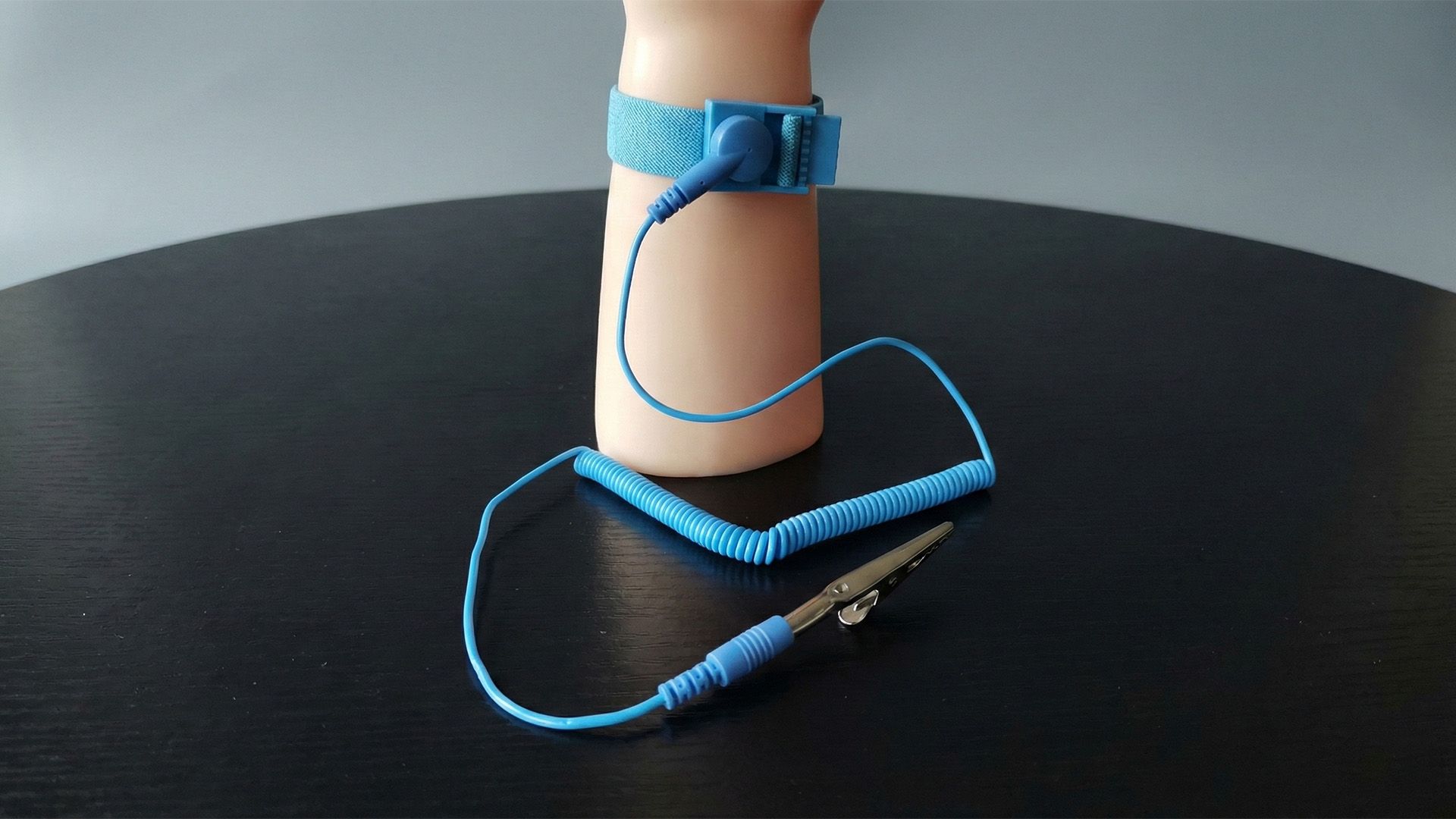 Антистатический браслет