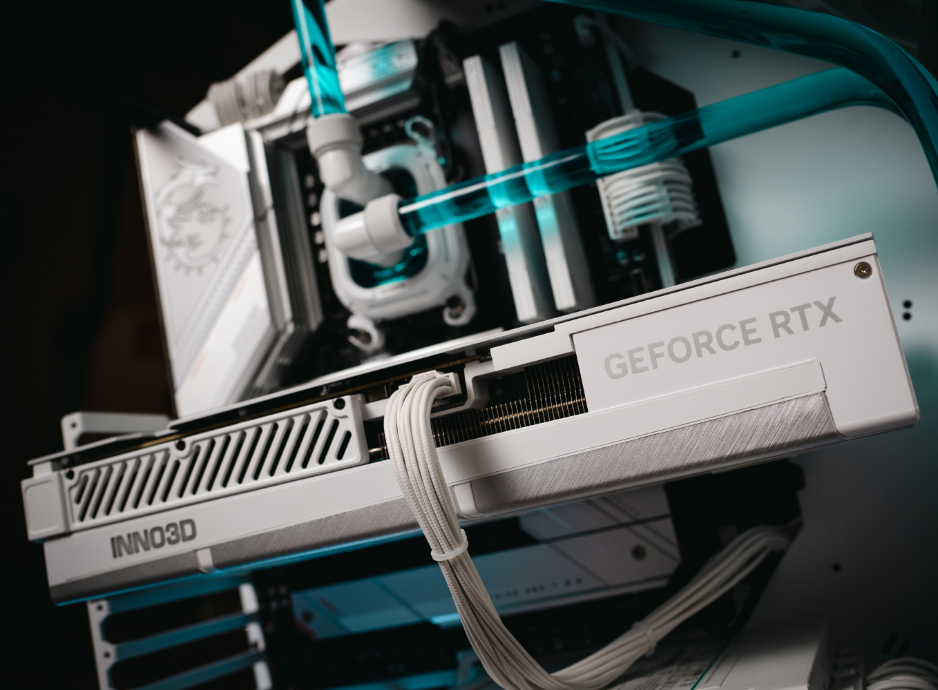 NVIDIA GeForce RTX 4090 24GB BLACK, OVER 325 mm