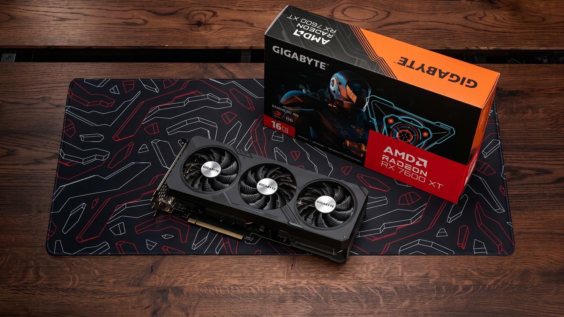 AMD Radeon RX 7600 XT