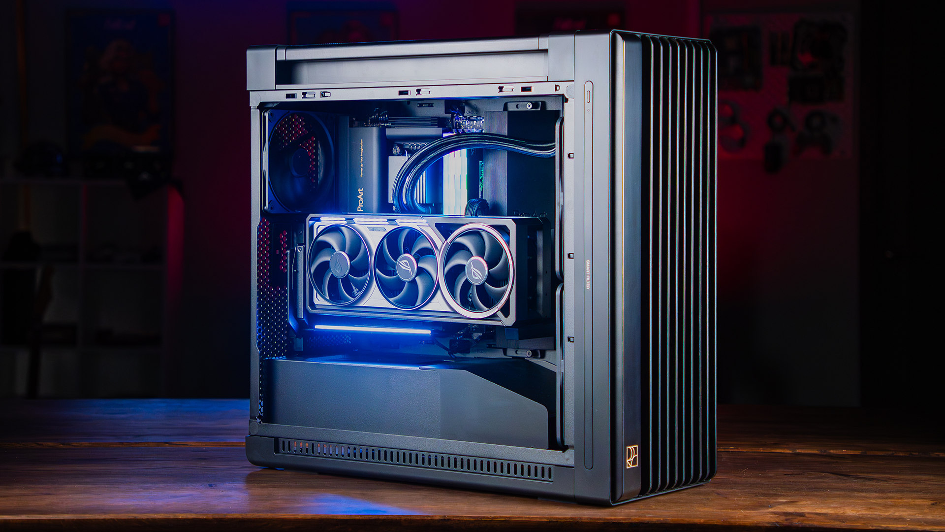Компьютер с GeForce RTX 5090 и Ryzen 9 9950X3D