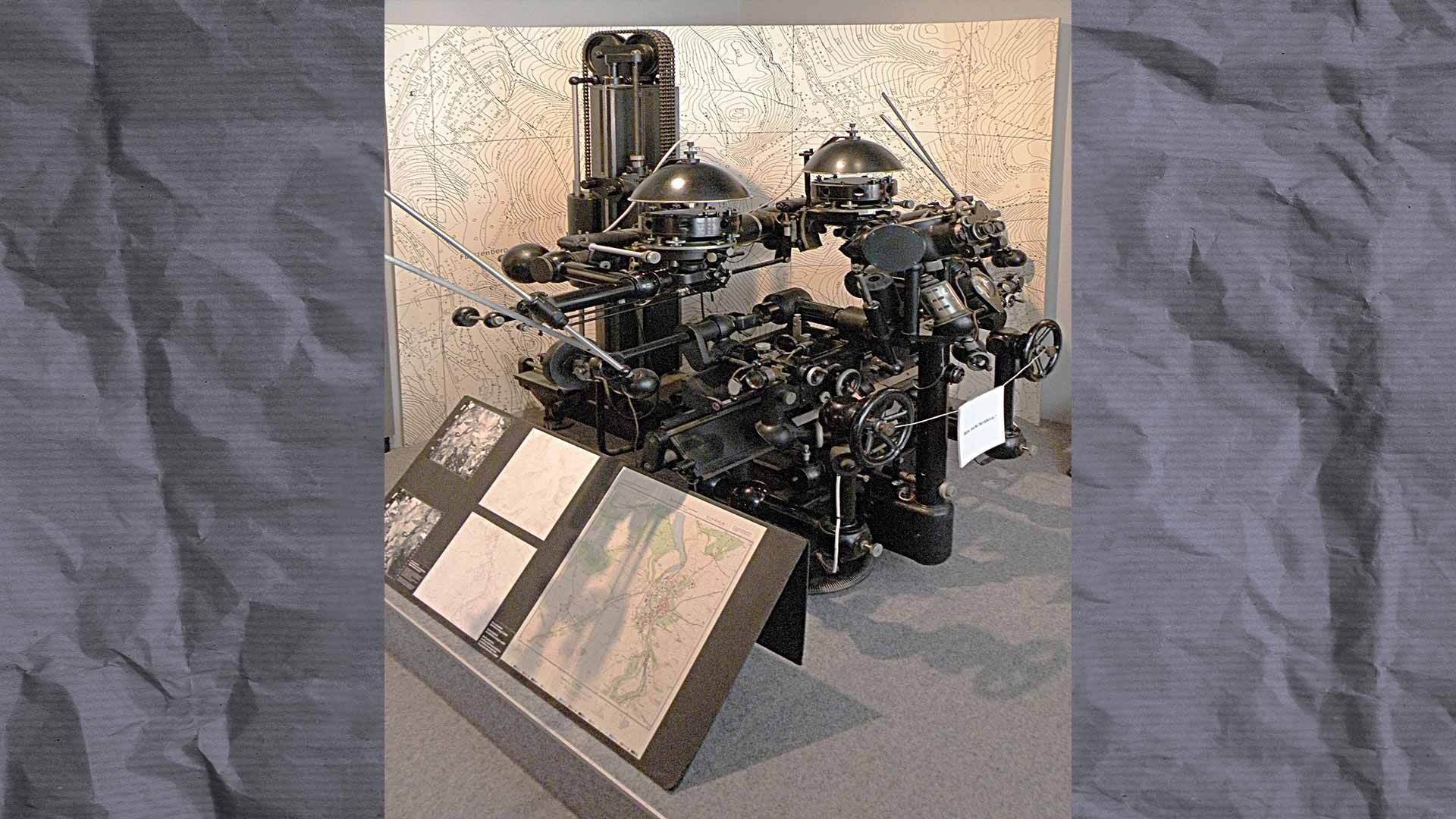 Стереокомпаратор Пульфриха