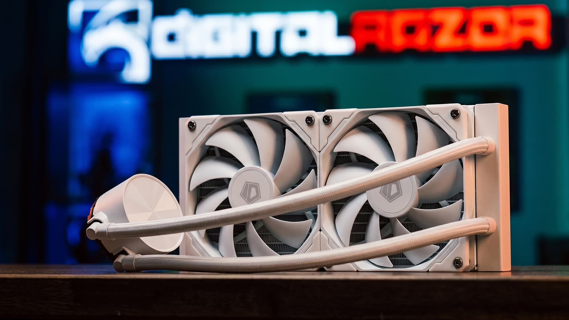 Id-cooling FX240 PRO WHITE
