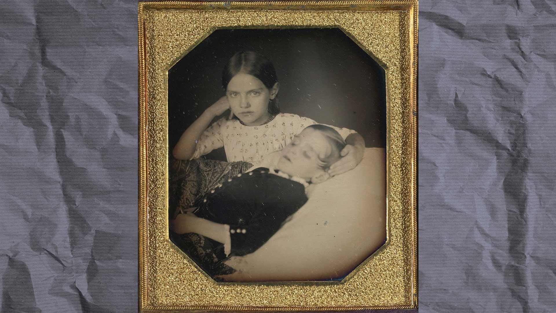 Сестра и её погибший младший брат