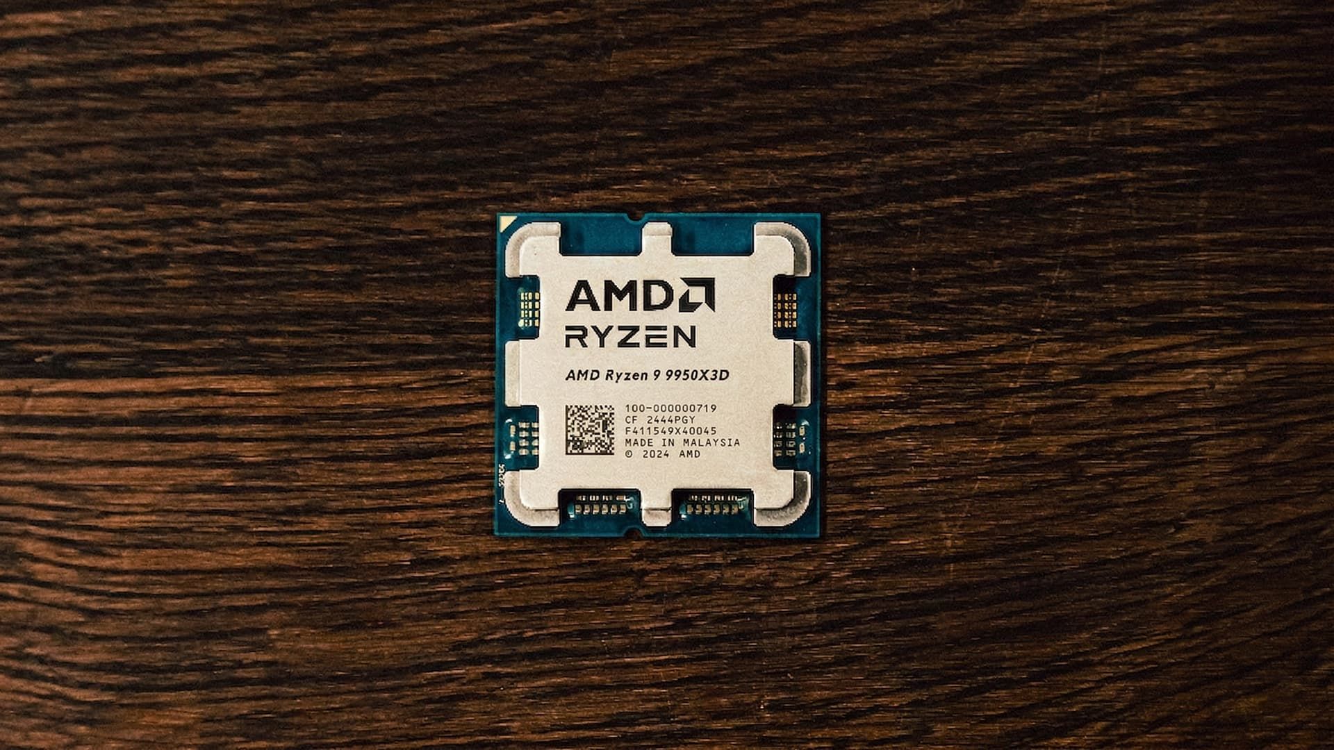 AMD Ryzen 9 9950X3D