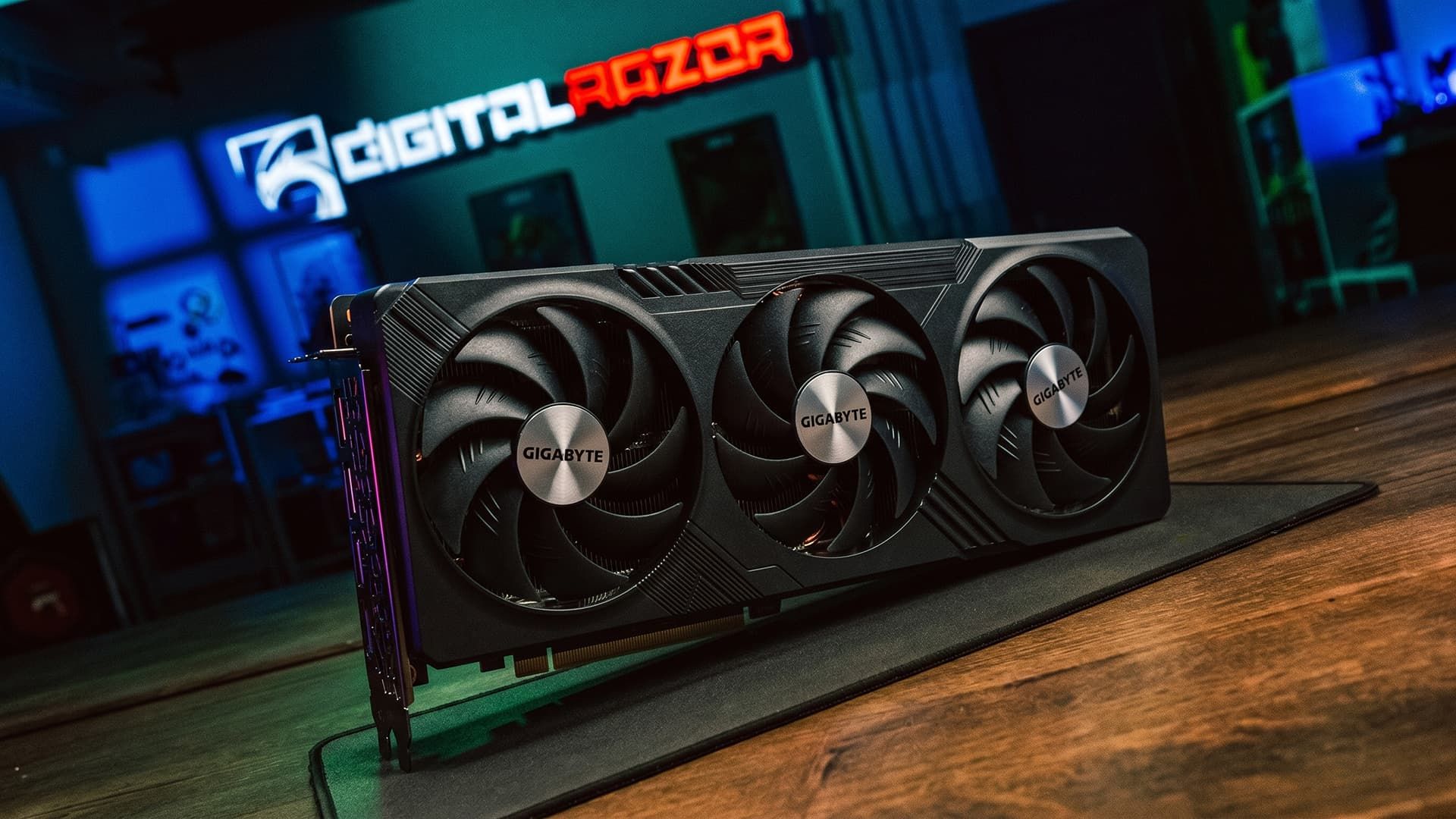 AMD Radeon RX 7900 XT
