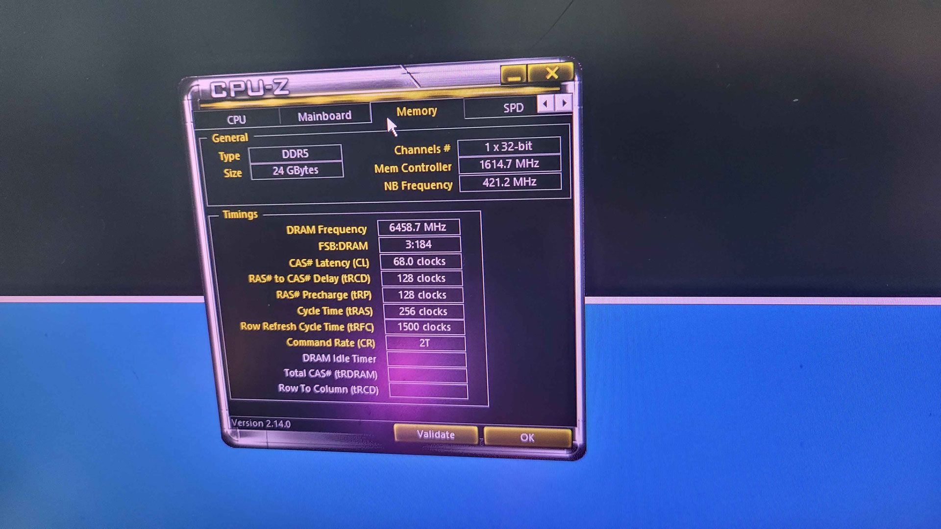 Рекорд частоты DDR5