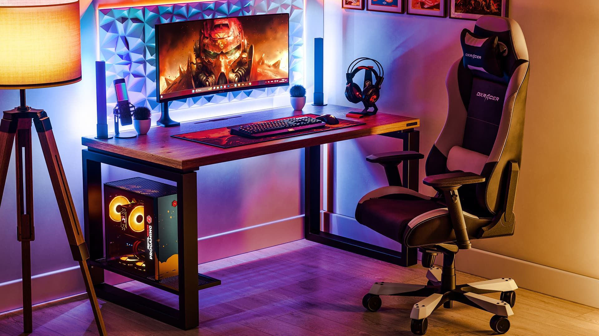 DigitalRazor Desk