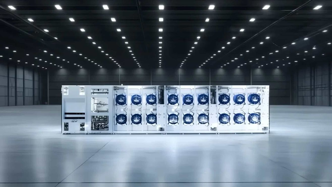 AWS IRHX: жидкостное охлаждение в обычном машзале
