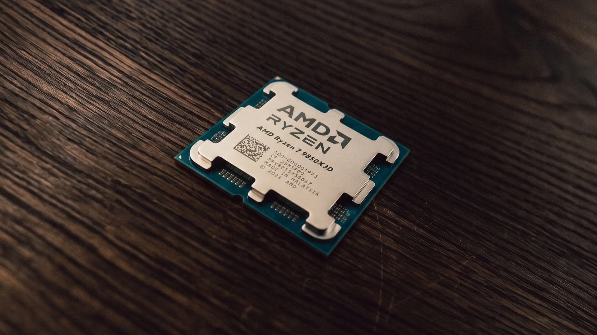 AMD Ryzen 7 9850X3D